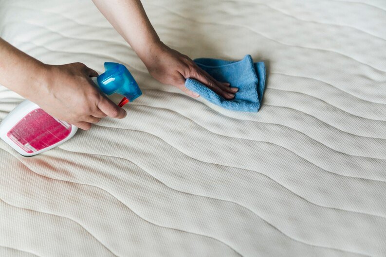 Limpieza profesional de colchones para eliminar suciedad y bacterias.