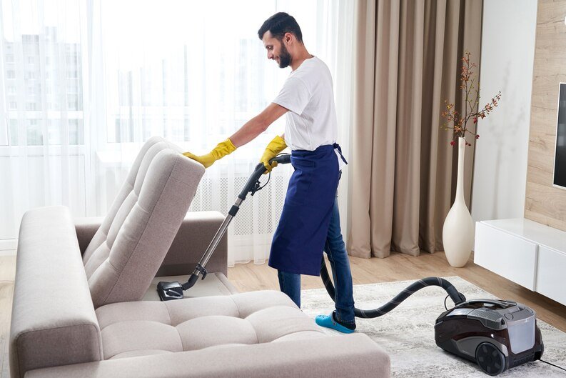 Limpieza profesional de sofás para un hogar impecable.